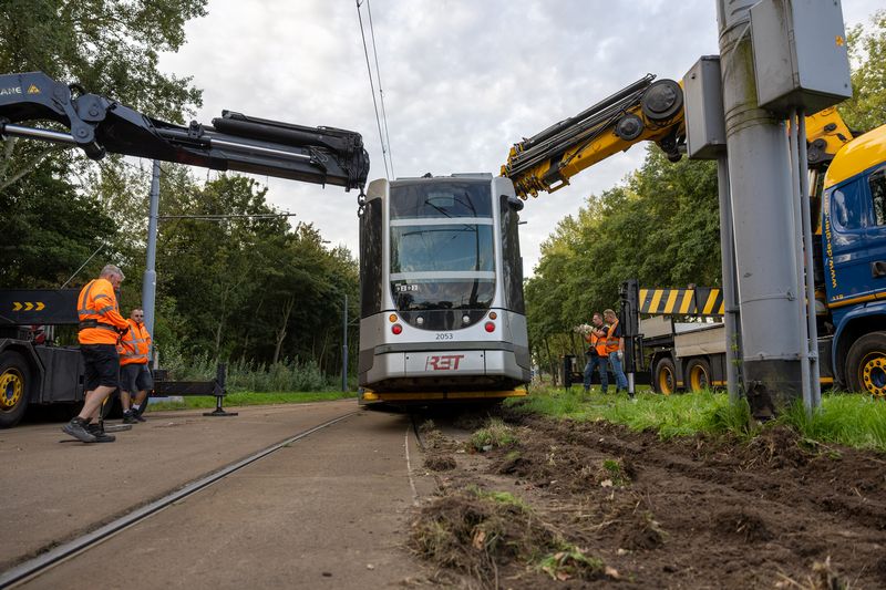 Tramverkeer gestremd door ontsporing in Schiedam